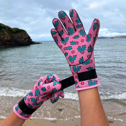 Limestone Neoprene Swimming Gloves Xmas Holly