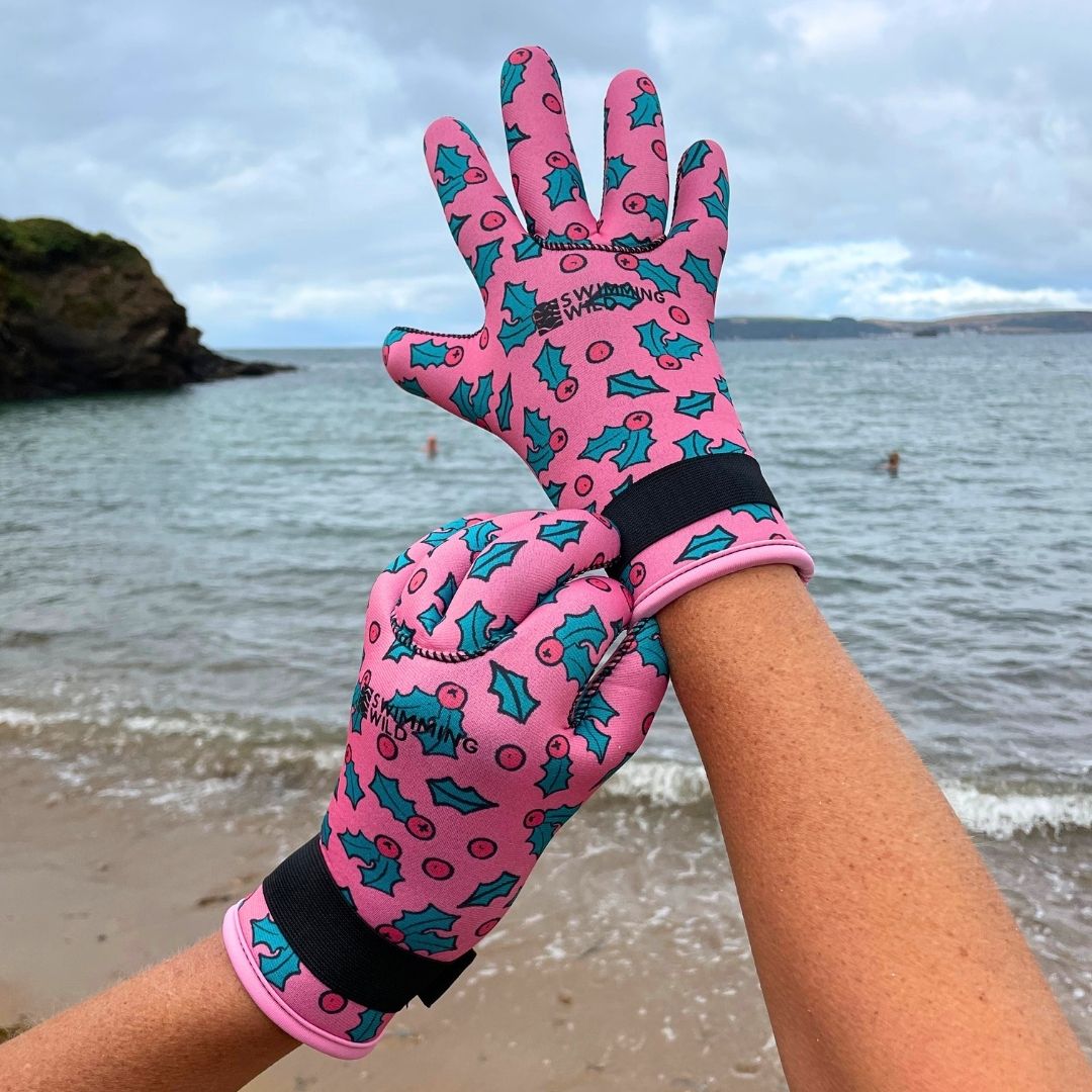 Limestone Neoprene Swimming Gloves Xmas Holly