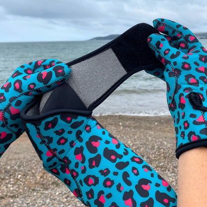 EasyOff™ Fleece Lined Swimming Socks in Leopard with Kevlar Soles