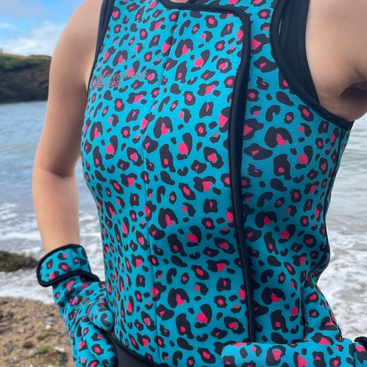 EasyOff™ Limestone Neoprene Body Warmer in Leopard